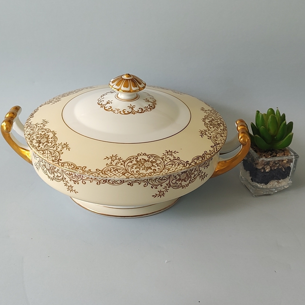 Vegetable Goldenglo Collection By Japan Porcelain Noritake Round Covered